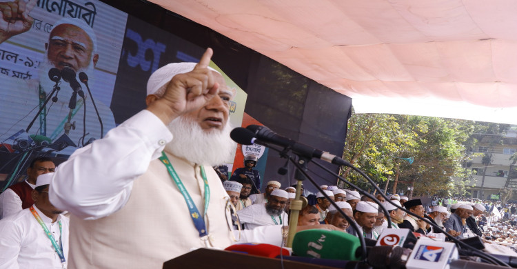 ২৪-এর গণহত্যার বিচার অবশ্যই আগে করতে হবেঃ ডা. শফিকুর রহমান