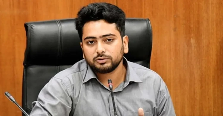 তথ্য উপদেষ্টা নাহিদের পদত্যাগের খবরটি গুজব