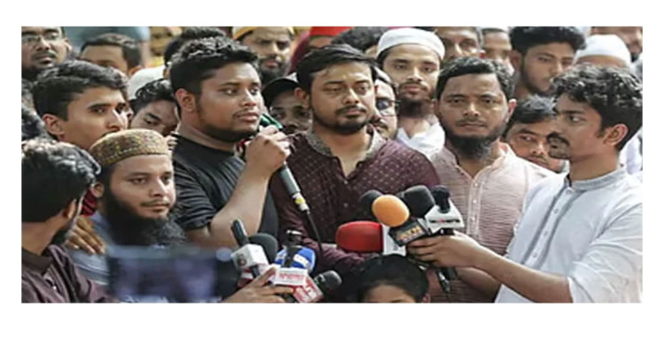 আওয়ামী লীগ নিষিদ্ধের দাবিতে বাদ জুমা জমায়েতের ডাক হাসনাত আব্দুল্লাহর
