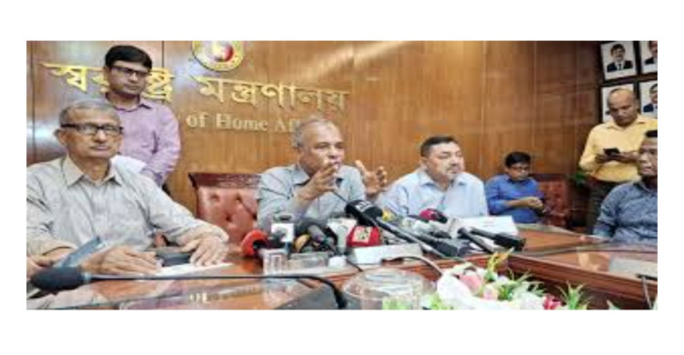 তফসিলের আগে প্রকাশ্য লটারির মাধ্যমে এসপি-ওসিদের বদলি: স্বরাষ্ট্র উপদেষ্টা