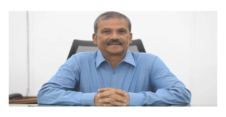 দুঃখ প্রকাশ করলেন আসিফ নজরুল