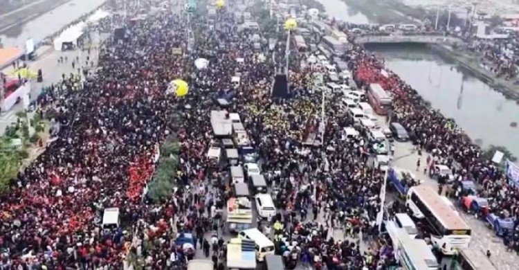 ঠাঁই নেই ৩শ' ফুটে, নেতাকে বরণ করতে অগণিত মানুষের উপস্থিতি
