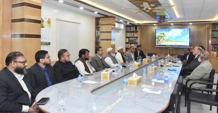আমীরে জামায়াতের সঙ্গে মার্কিন যুক্তরাষ্ট্রের  মি. অ্যালবার্ট টি. গম্বিস-এর সাক্ষাৎ