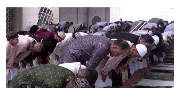 বায়তুল মোকাররমে প্রথম ঈদের জামাত অনুষ্ঠিত