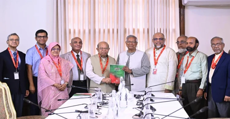 ‘বাংলাদেশ স্বাস্থ্য কমিশন’ গঠনের সুপারিশ স্বাস্থ্যখাত সংস্কার কমিশনের