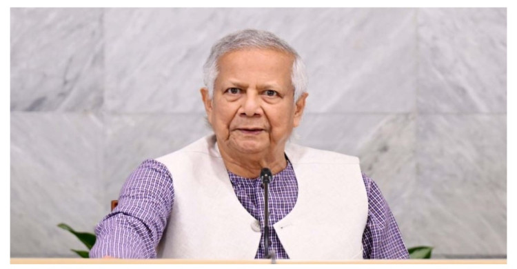 মাইলস্টোনে বিমান দুর্ঘটনায় আহতদের খোঁজ নিতে বার্ন ইনস্টিটিউটে গেলেন প্রধান উপদেষ্টা