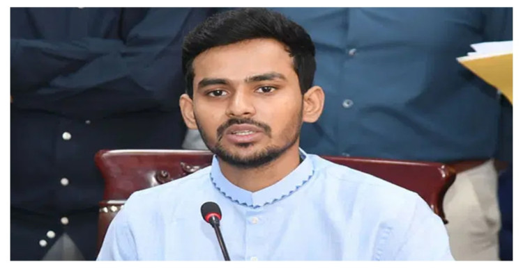 মিথ্যা প্রোপাগান্ডা ছড়ানোর অভিযোগ উপদেষ্টা আসিফ মাহমুদের