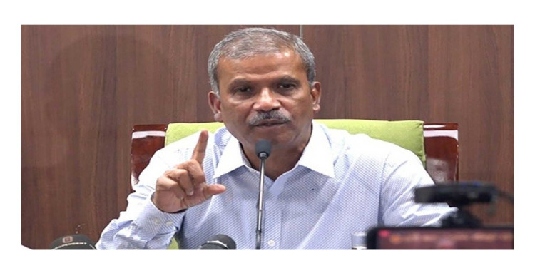 ডাক্তাররা কি ওষুধ কোম্পানির দালাল, প্রশ্ন আসিফ নজরুলের