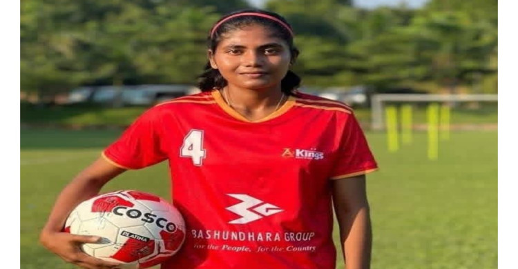 রাকসু নির্বাচনে ছাত্রদল প্যানেলে প্রার্থী নারী ফুটবলারের নার্গিস