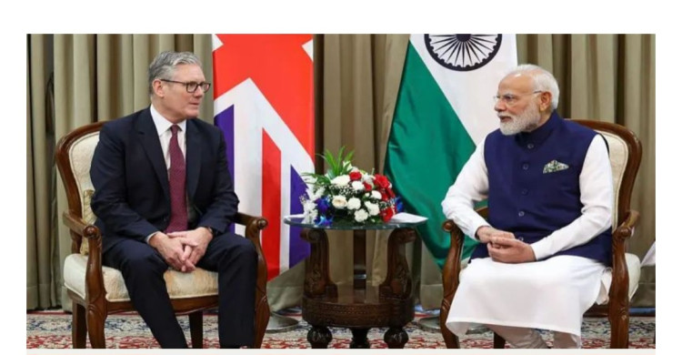 স্টারমারের ভারত সফরে বাণিজ্য, প্রতিরক্ষায় অংশীদ্বারিত্ব নিয়ে আলোচনা