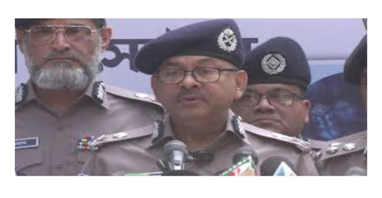 পুলিশের মনোবল ভাঙার চেষ্টা করবেন না: ডিএমপি কমিশনার