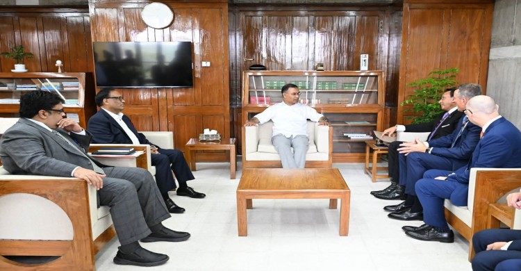 প্রধানমন্ত্রীর সঙ্গে VEON-এর চেয়ারম্যানের সাক্ষাৎ