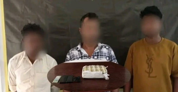 উখিয়ায় র‍্যাবের চেকপোস্টে ধরা ৫০ হাজার ইয়াবা, গ্রেপ্তার ৩