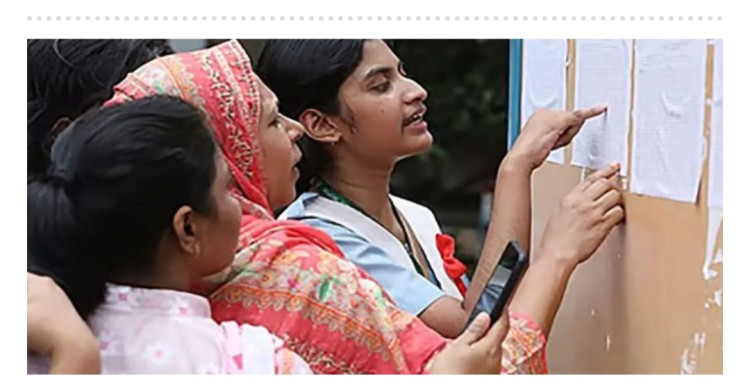 এসএসসি পরীক্ষার ফল প্রকাশ, গড় পাসের হার ও জিপিএ–৫ কমেছে