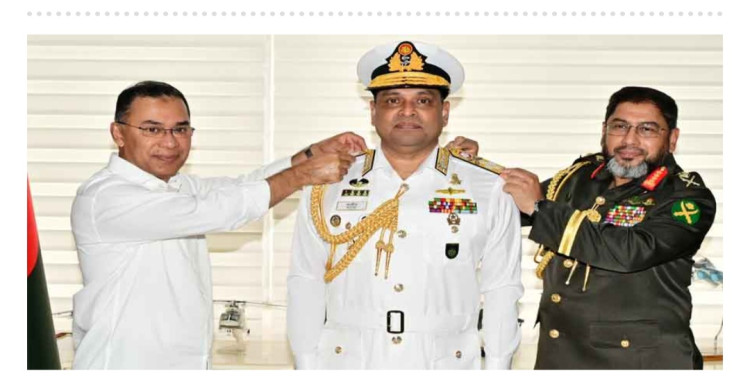 অ্যাডমিরাল পদে পদোন্নতি পেলেন নৌবাহিনী প্রধান খোন্দকার মিসবাহ
