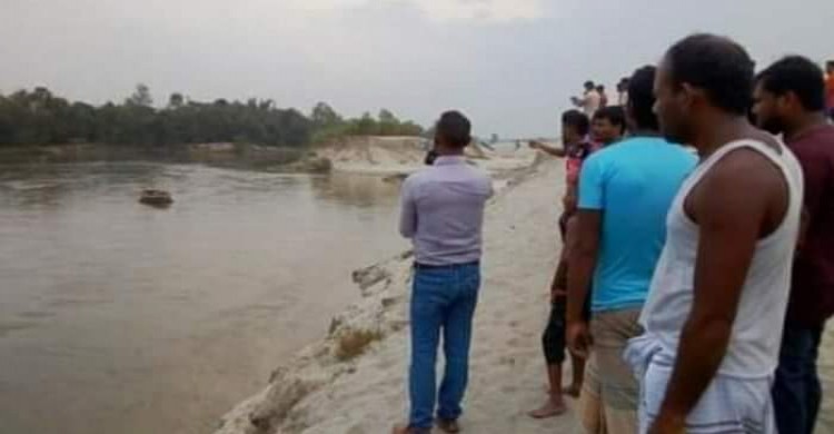 পাটগ্রাম ধরলা নদীতে ভেসে উঠল গৃহবধূর লাশ