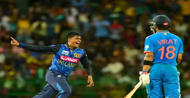 ভ্যান্ডারসের ঘূর্ণিতে কুপোকাত ভারত