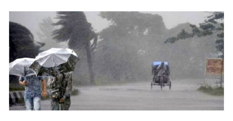 ৩ বিভাগে আরও ২৪ ঘণ্টা প্রবল বর্ষণ, পাহাড়ে ধসের শঙ্কা