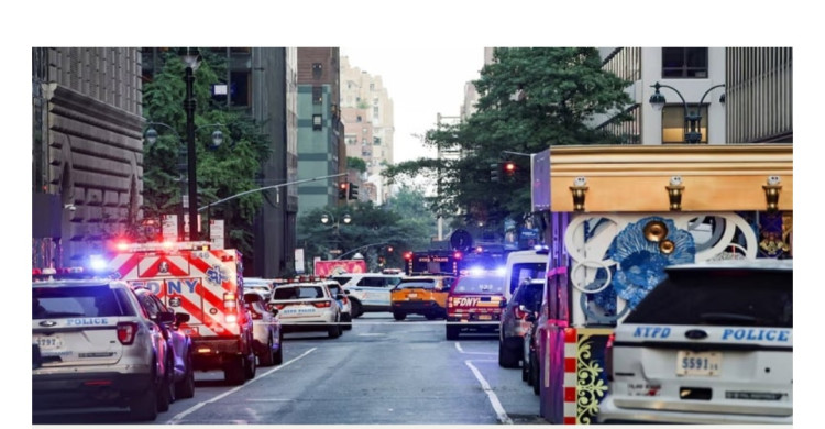 নিউইয়র্কে বন্দুক হামলায় বাংলাদেশি বংশোদ্ভূত পুলিশসহ নিহত ৪