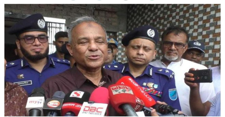 সন্ত্রাসীদের স্থান এদেশে হবে না : স্বরাষ্ট্র উপদেষ্টা