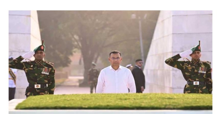 জিয়াউর রহমানের সমাধিতে প্রধানমন্ত্রীর শ্রদ্ধা নিবেদন