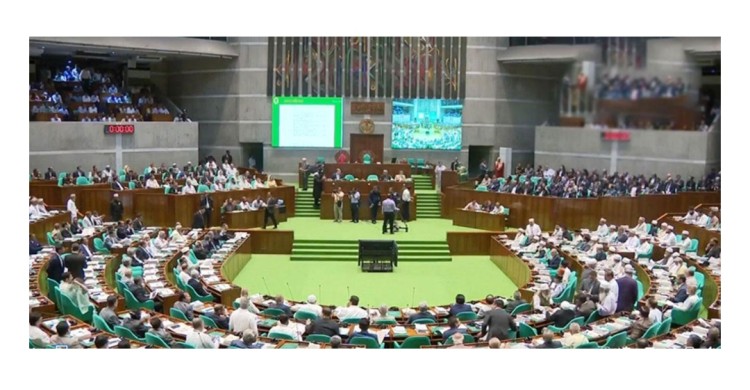 আ.লীগের কার্যক্রম নিষিদ্ধ রেখেই সন্ত্রাসবিরোধী অধ্যাদেশ সংসদে পাস