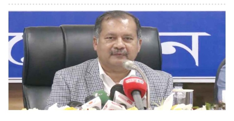 জোর করে অনেকেই নববর্ষের উৎসবকে মুখোশ পরাতে চায়: তথ্যমন্ত্রী