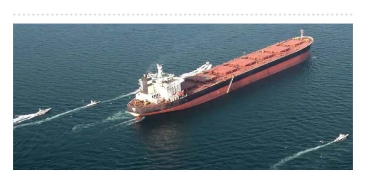 যুক্তরাষ্ট্র অবরোধ না তোলা পর্যন্ত বন্ধ থাকবে হরমুজ প্রণালি: আইআরজিসি