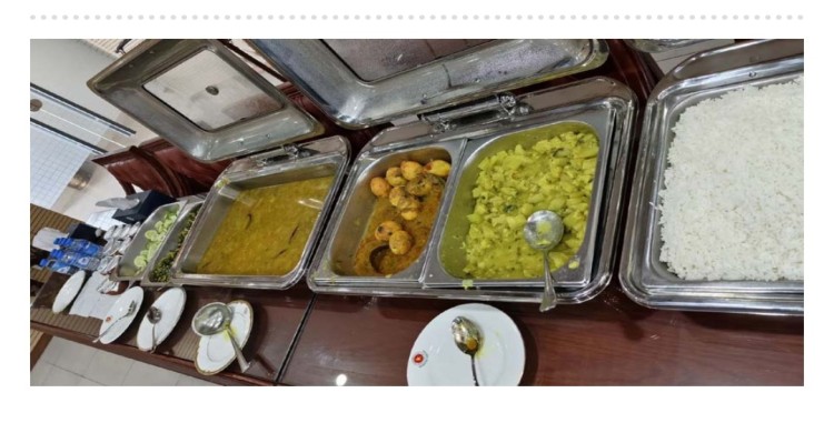 প্রধানমন্ত্রীর অফিসে খাবারের বাজেট কমলো ৫ গুণ