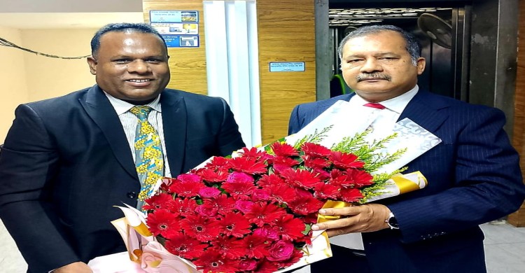 তথ্যমন্ত্রীর সাথে সোমালিয়ার দারু সালাম বিশ্ববিদ্যালয়ের ভিসি ড. মিজানের সৌজন্য সাক্ষাৎ