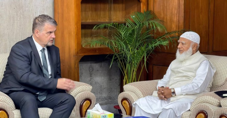 বিরোধীদলীয় নেতার সঙ্গে ইইউ ইলেকশন অবজারভেশন মিশনের প্রতিনিধি দলের সাক্ষাৎ