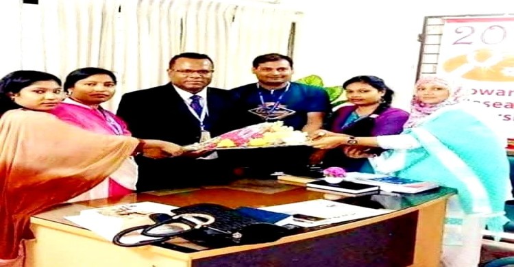 ভিসি ড. মিজানের জন্মদিনে 'দ্যা পিপলস নিউজ' সম্পাদক  নাজমা সুলতানার  শ্রদ্ধাঞ্জলি