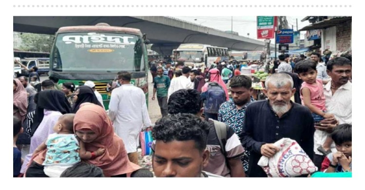 ঈদের ছুটিতে ফাঁকা রাজধানী, দ্বিতীয় দিনেও ঘরমুখো মানুষের ভিড়