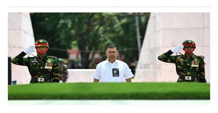 জিয়াউর রহমানের সমাধিতে প্রধানমন্ত্রীর শ্রদ্ধা