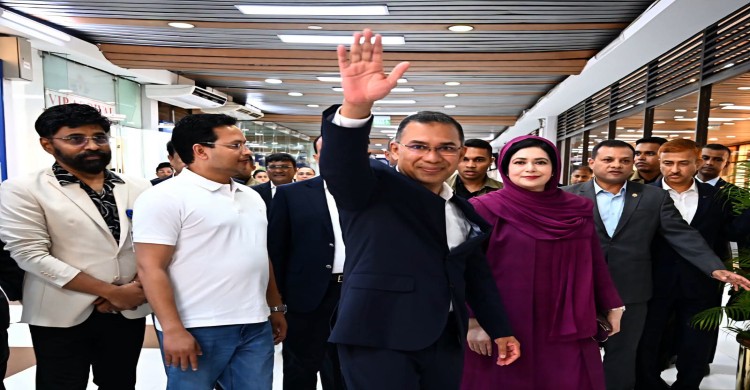 প্রধানমন্ত্রী তারেক রহমান  সরকারি সফরে মালয়েশিয়ার উদ্দেশে ঢাকা ত্যাগ করেছেন।