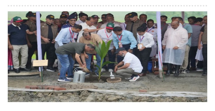 গৌরনদীতে বৃক্ষরোপণ কর্মসূচির উদ্বোধন প্রধানমন্ত্রীর