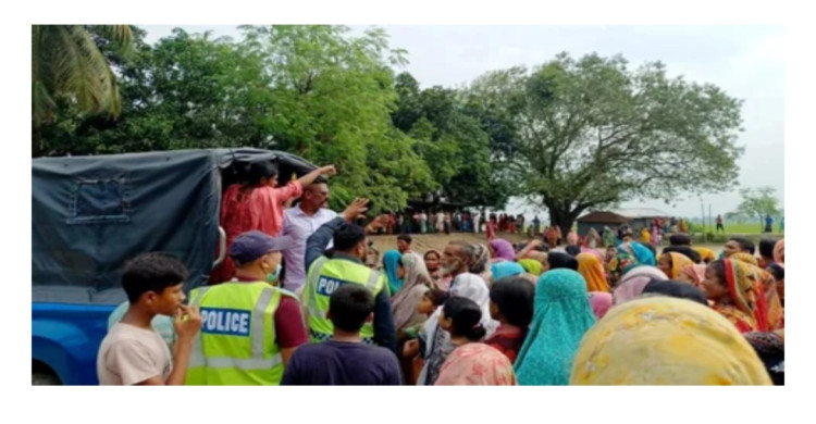 বগুড়ায় ঘর থেকে কৃষি শ্রমিকের গলাকাটা মরদেহ উদ্ধার